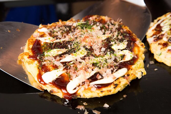 [1 Group Only] Tokyo Shinjuku Food Tour for Family - Stop 3: Kabukicho arcade games and Purikura photo booths