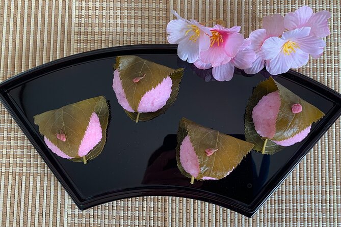 2 Hours Mochi &Nerikiri Making & Matcha Class in Bunkyo - Getting There: Central Bunkyo Is the Advantage