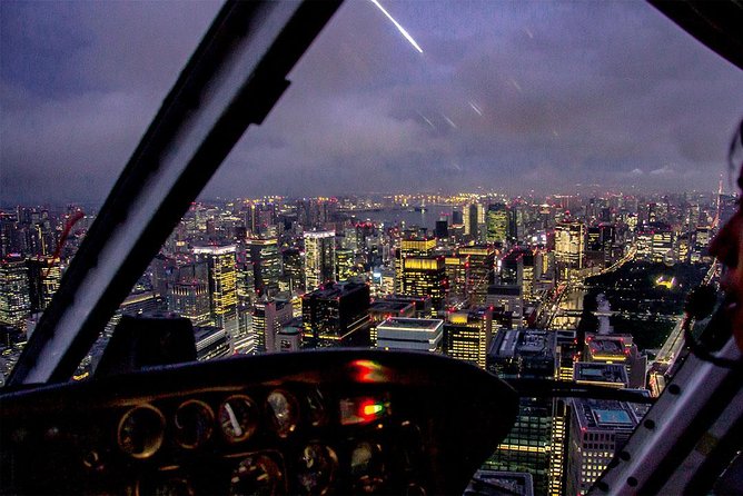 22-Min Tokyo City Lights Helicopter Tour – Skytree and Asakusa - Comfort and Peace of Mind: Small Private Group + Professional Handling