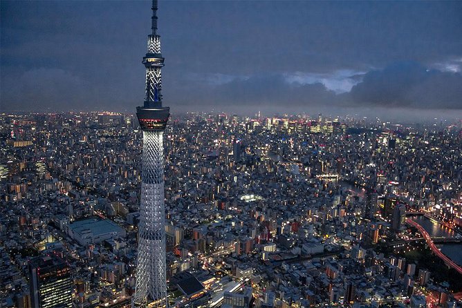 25-Min Downtown Helicopter Tour : Tokyo Skytree and Tokyo Tower - Day vs Night: How to Time Your Tokyo Lights
