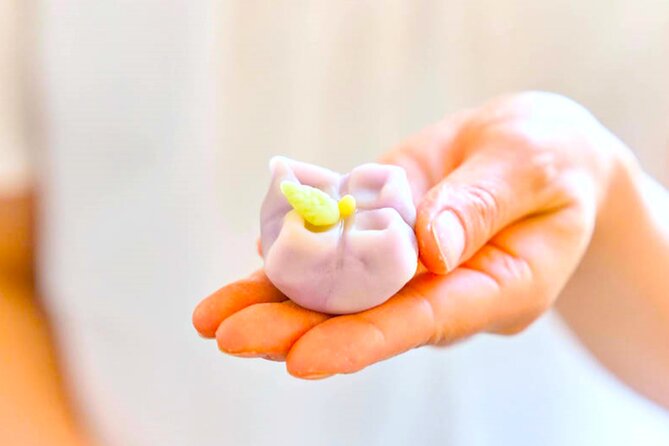 A perfect Japanese experience: Tea Ceremony and Mochi Forming - What You Take Home: How Long It Keeps and How to Store It