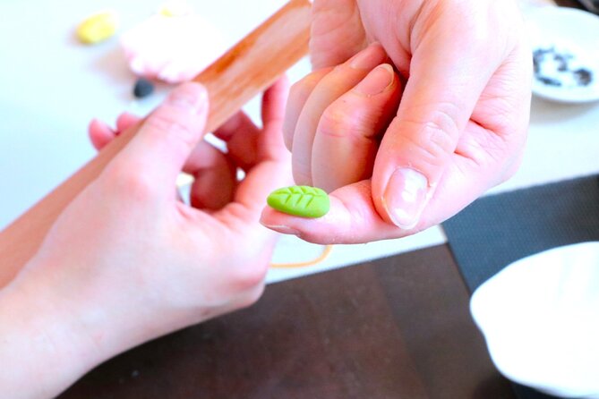 A perfect Japanese experience: Tea Ceremony and Mochi Forming - Who Should Book This Wagashi + Tea Class?