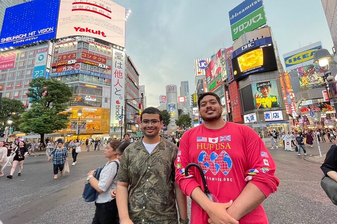 Akihabara Flavors and Anime Fun Private Guided Tour for All Ages - HoneyHoney Akihabara: a second maid café style for comparison
