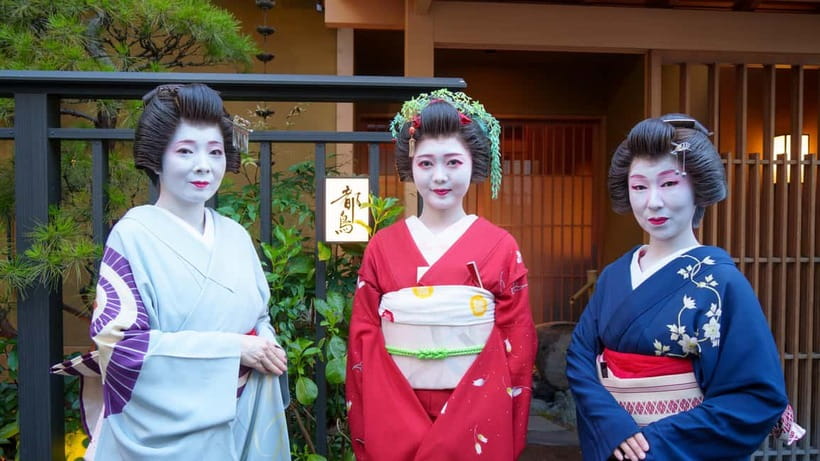 Asakusa: Geisha Performance and Tea House Experience - Ozashiki-asobi Game Night: Konpira Fune Fune