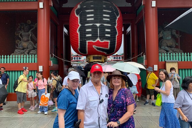 Asakusa: Japanese kitchen knife store visits after history tour - Who should book this Asakusa history + knives tour