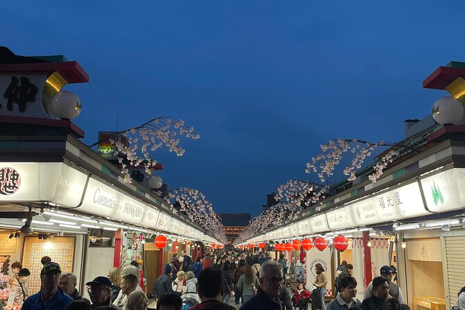 Asakusa Traditional Experience - Sumida Edo Kiriko Kan: designing and cutting Edo-kiriko glass