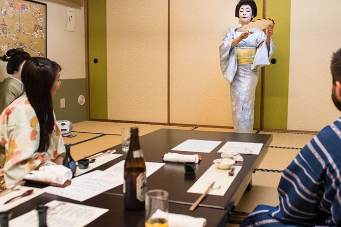 Authentic Geisha Performance with Dinner in Tokyo - Talking Through Culture: Getting Past the Stereotypes with an Interpreter