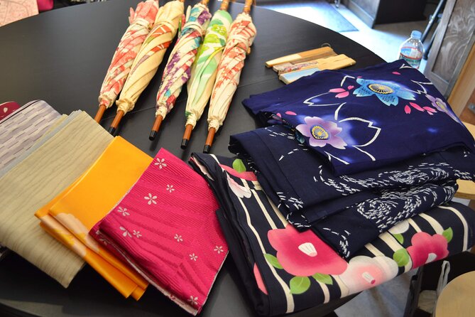 Authentic Kimono Culture Experience Dress, Walk, and Capture - Dressing and manners: why this isn’t just a rental
