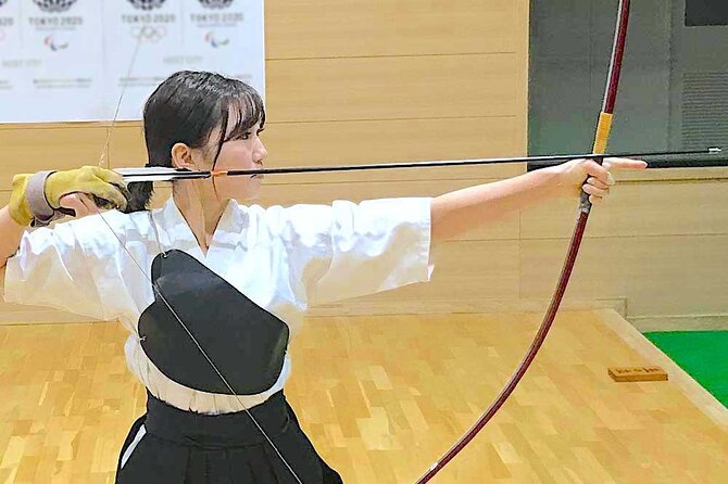 Authentic Kyudo Japanese Archery Experience in Tokyo - Choosing your bow and arrows: the straw-bale basics that build confidence