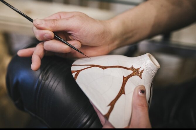 Authentic Pure Gold Kintsugi Workshop with Master Taku in Tokyo - Your finished plate: a souvenir with meaning, not just decoration