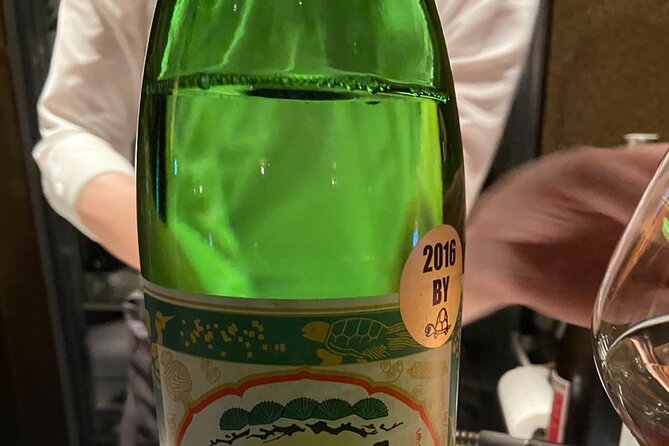 Bar Hopping Tour with a local Guide in Shinjuku - Stop 3: Hanazono Shrine and Shinjuku Golden Gai’s Tiny Bar Alleys