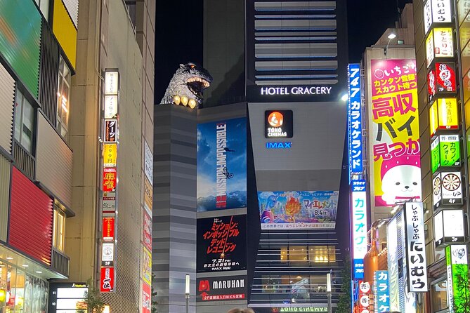 Bar Hopping Tour with a local Guide in Shinjuku - Your Guide Makes the Difference: Shingo, English-Friendly Pace, WhatsApp Updates