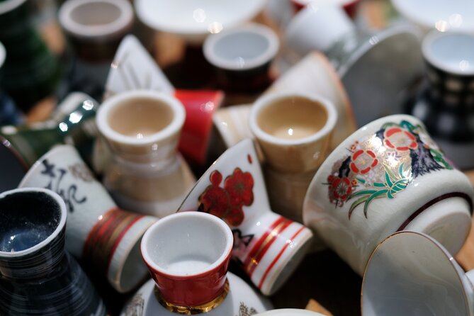 Best of Tokyo's Shopping & Food: Japanese Cultural Experience - Nihonbashi crafts: washi paper, brush stocks, fan prints, and gold leaf
