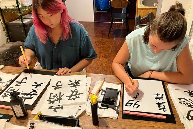 Calligraphy Culture SHODO Experience in Tokyo - The teacher factor: patient English and a relaxed pace
