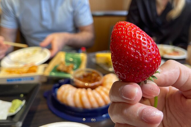 Classic Tsukiji Food Tour - Full specialty seafood breakfast: the main payoff