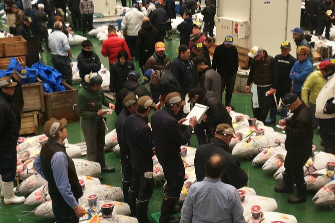 Complete Tuna Auction & Toyosu Fish Market Tour - From auction to sushi: how the Ichiba meal fits the morning