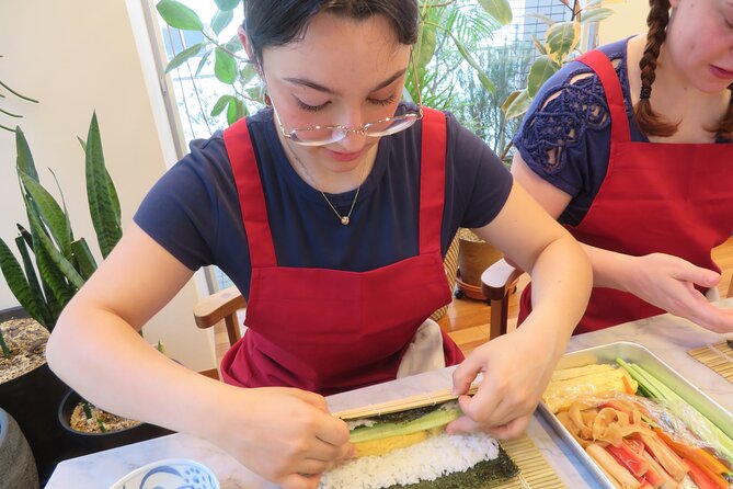 Cook Favorite Japanese Dishes with a Tokyo Mom - Dashi from scratch: the flavor foundation you’ll use forever