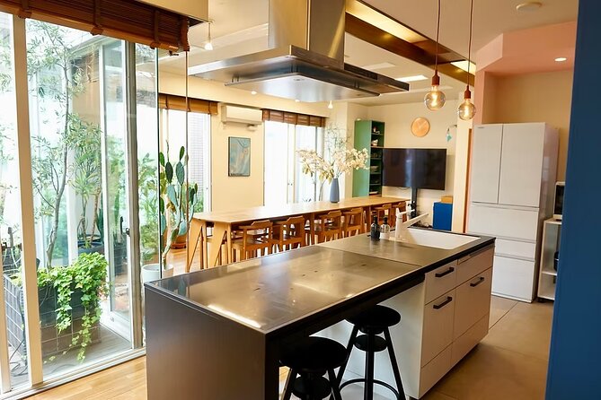 Cook Favorite Japanese Dishes with a Tokyo Mom - Location and getting there near Shinjuku: come ready to walk in