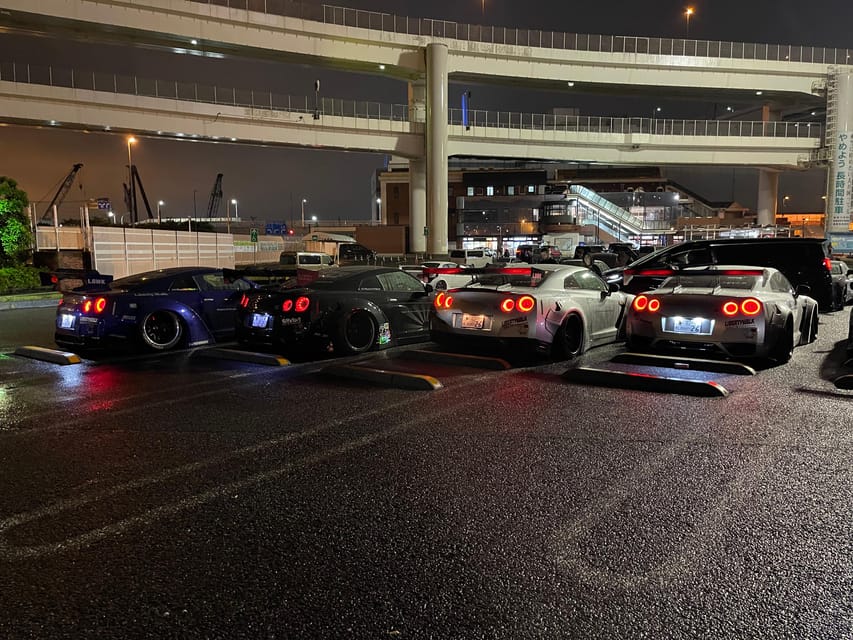 Daikoku Parking Area : JDM car meet tour by a local Japanese - When should you go: weekend energy vs weekday calm