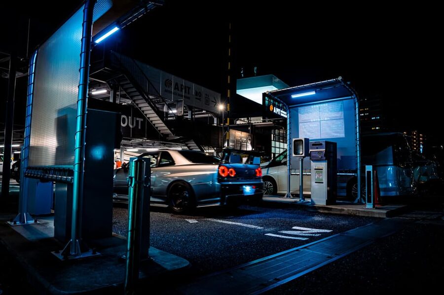 Daikoku & Tokyo JDM Night Tour in R34 or TopSecret R35 GT-R - Daikoku PA Car Meet: Famous, Huge, and (Yes) Packed