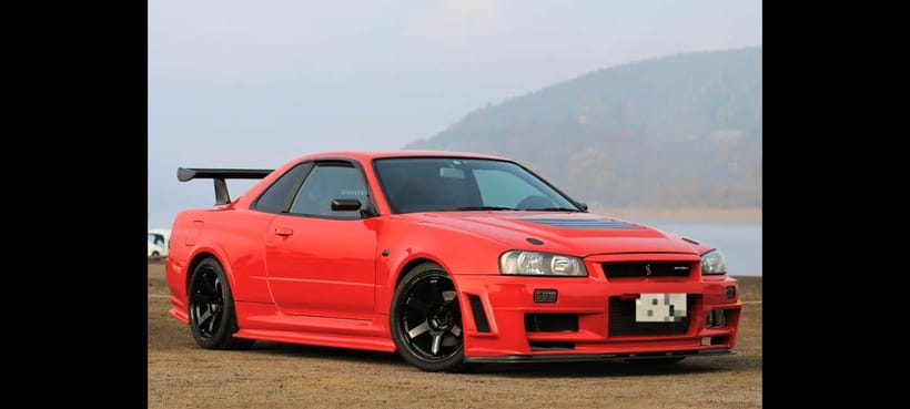 DaikokuPA:A private Daikoku tour in a customised R34! - Pickup in Tokyo, Then Vintage-Car Time and Shopping at Autobacs