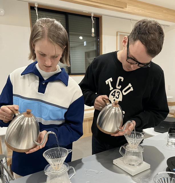 Discover Japanese Coffee Brewing Experience at Tokyo - Siphon Brewing: The Japanese Traditional Showpiece