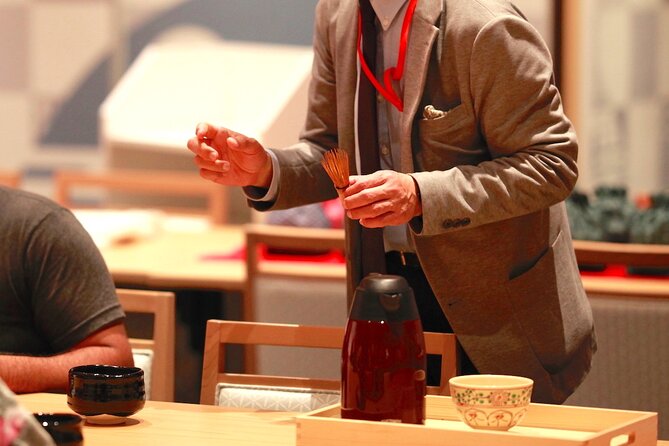 EDOCCO Tea House–A Quick Dive into Japanese Traditional Culture - Origami Mini Workshop: from cranes to more detailed folds
