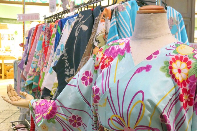 Enjoy plus size Kimono - Asakusa is the right place for your first kimono