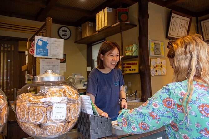 Experience the Taste of Old Tokyo in Backstreet Yanesen - Stop 1: Yanaka District streets and the feel of a temple town