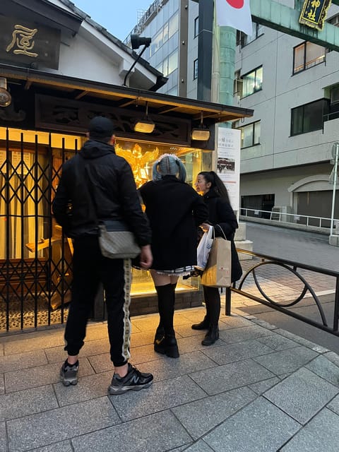 Expert Anime Guide in Akihabara with a maid witch - Key things to know before you go
