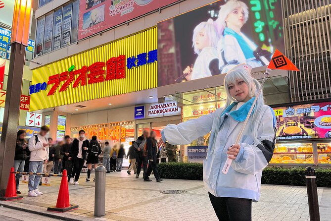 Explore Akihabara with Local Cosplayer Guide(s)! - Shopping smart in Radio Kaikan: how to avoid time-wasting wander