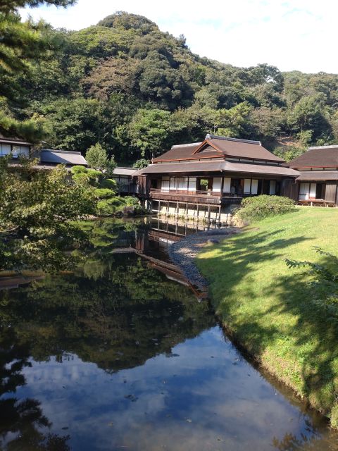 'Feel Yokohama!'Private tour in English - Red Brick Warehouse and Yamashita Park: The Waterfront That Feels Like a Movie Set