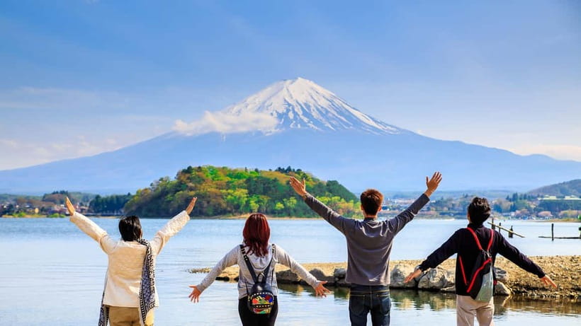 From Tokyo: Must-Visit Mount Fuji Highlight Full-Day Tour - Oshino Hakkai and the Mt. Fuji World Heritage Centre: where the day gets meaning
