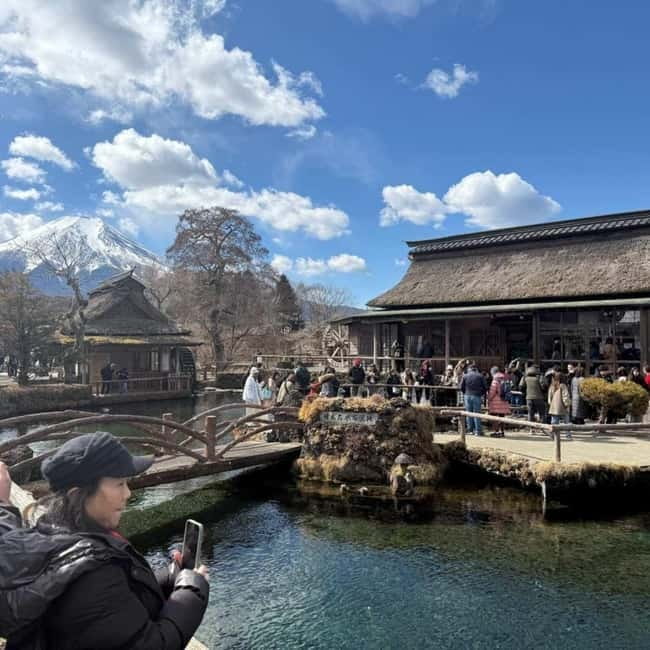 From Tokyo Private Mount Fuji & Hakone Day Trip With Pick Up - Gotemba Premium Outlets: the shopping window near the end