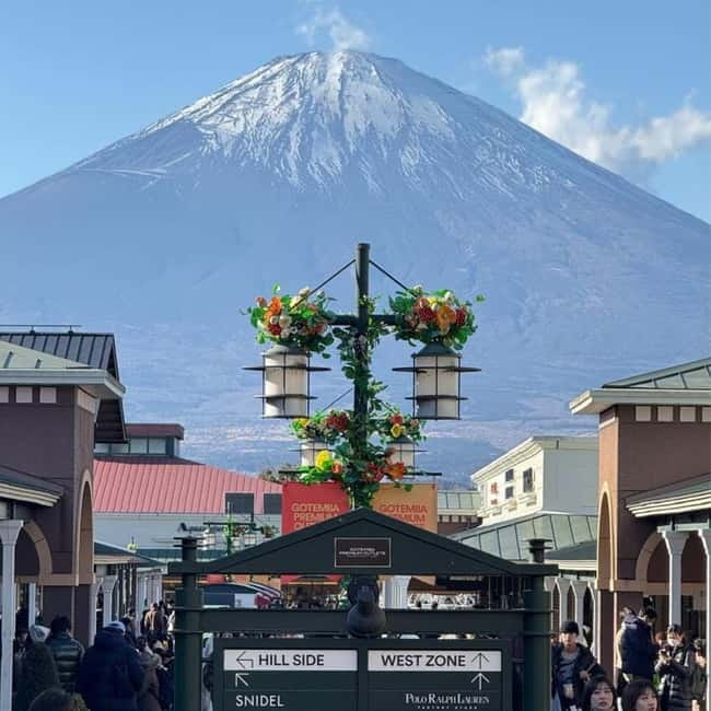 From Tokyo Private Mount Fuji & Hakone Day Trip With Pick Up - Door-to-door pickup in Tokyo’s 23 wards (and what to expect)