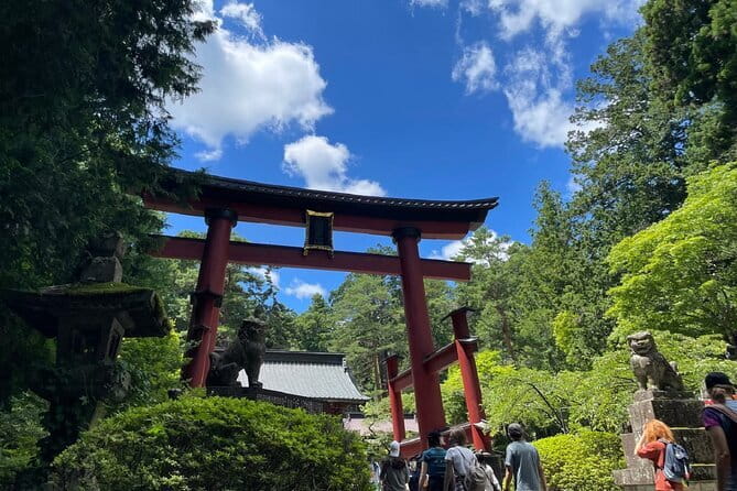Fuji Photo Tour - Chureito Pagoda: Stairs, a Gentle Slope, and a Classic Fuji Backdrop (30 Minutes)