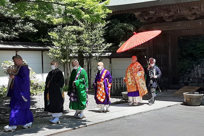 Full Day Hiking Tour at Mt.Takao including Hot Spring - Stop 5: Takaosan Onsen Gokurakuyu—Soaking Like You Mean It