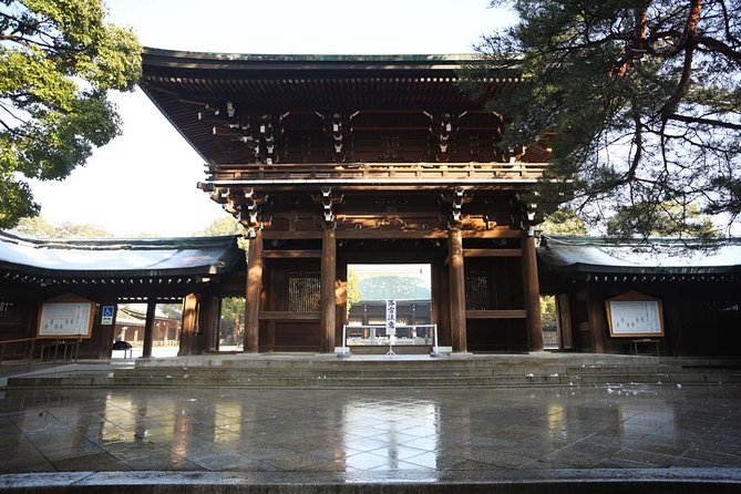 Full Day Tokyo Tour, From/To Tokyo,Yokohama, Narita, 2- 12 guests - Imperial Palace: A Big Name Stop That Depends on Timing