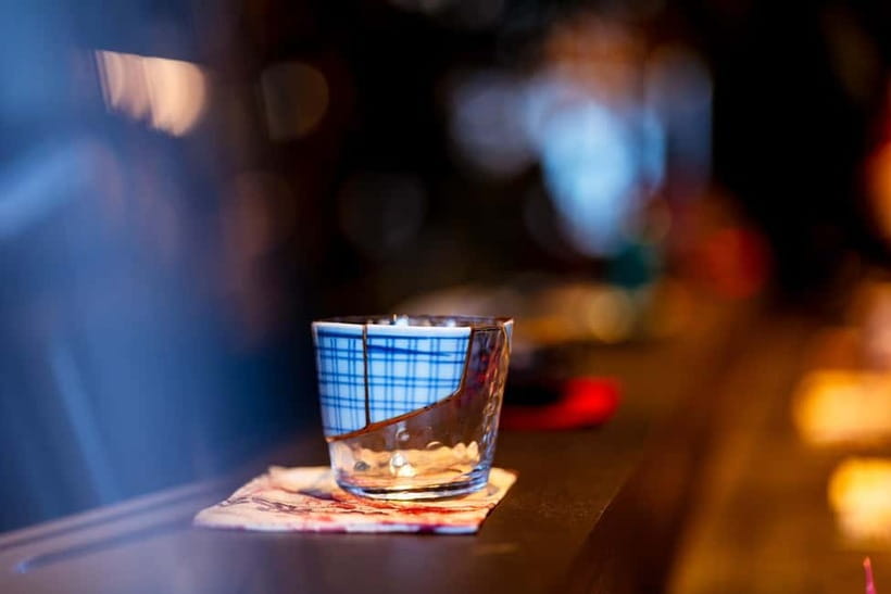 Ginza, Tokyo: Sake Experience with traditional vessels - Vessel Pairings: Wine Glass vs. KINTSUGI With 400-Year-Old Imari
