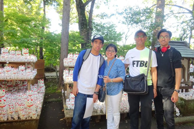 Gotokuji and Setagaya Walking Tour: Home of the Lucky Cat Statue - Stop 1: Setagaya Hachimangu and the sumo dohyo setup