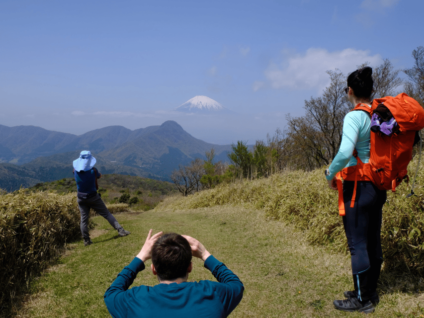Hakone: Traverse the Hakone Caldera and Enjoy Onsen - Gear and rules: what to bring so you don’t ruin your day