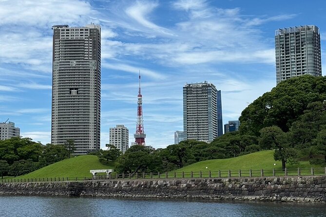 Haneda Airport Private Transfer – Luxury Car & Meet & Greet - Stopovers and Luggage Delivery: Making Your First Day Easier