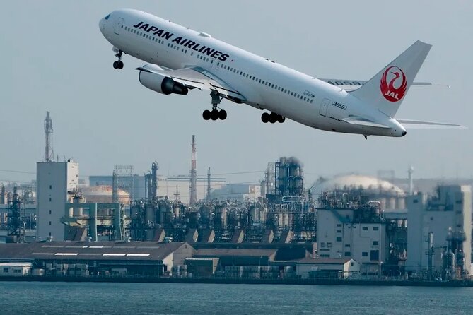 Haneda Airport Private Transfer – Luxury Car & Meet & Greet - What You Really Get in the Car: Comfort, Privacy, and Included Costs