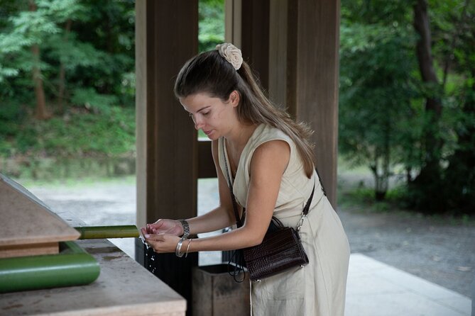 Harajuku Meiji Shrine Walking Tour in Tokyo - Meiji Jingu Shrine: torii gates, a 70-hectare reset, and shrine etiquette