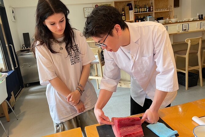 How to use Japanese knife, Tuna Cutting and Sushi Workshop - The pro-chef instruction that makes the learning stick