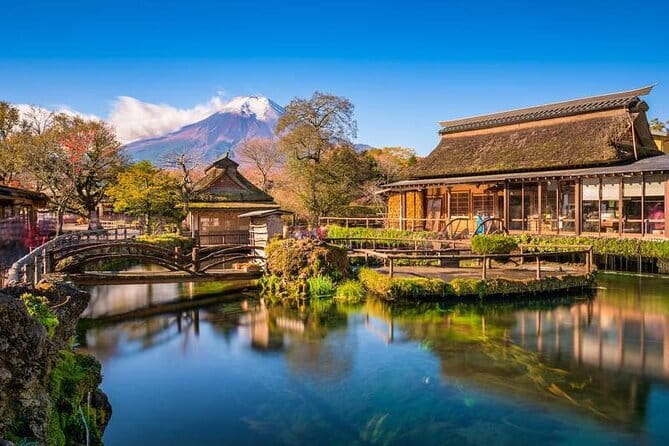 Japan's Best Mount Fuji Tour - Shinjuku to Kogakuin University: where your day starts