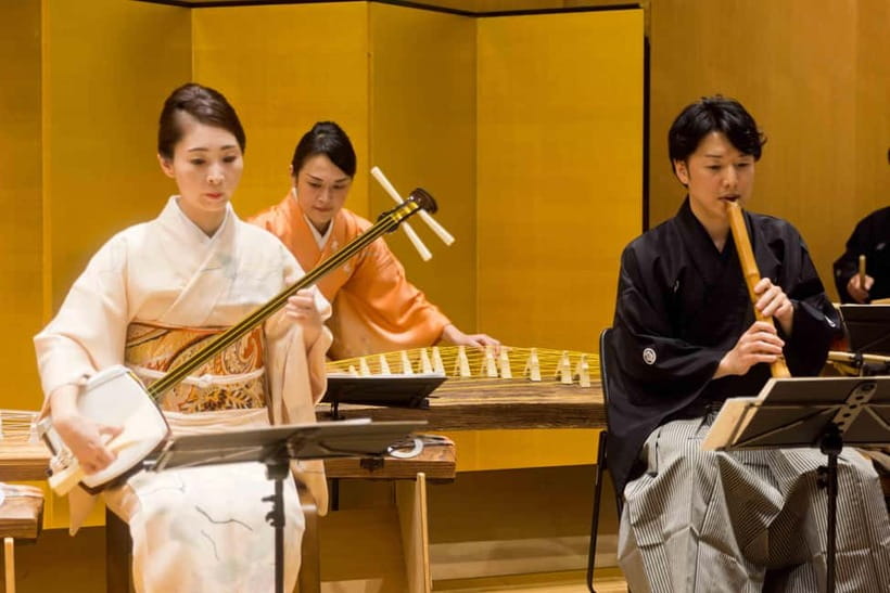 Japanese Traditional Music Show in Tokyo - A small numbered audience turns the concert into something you can feel