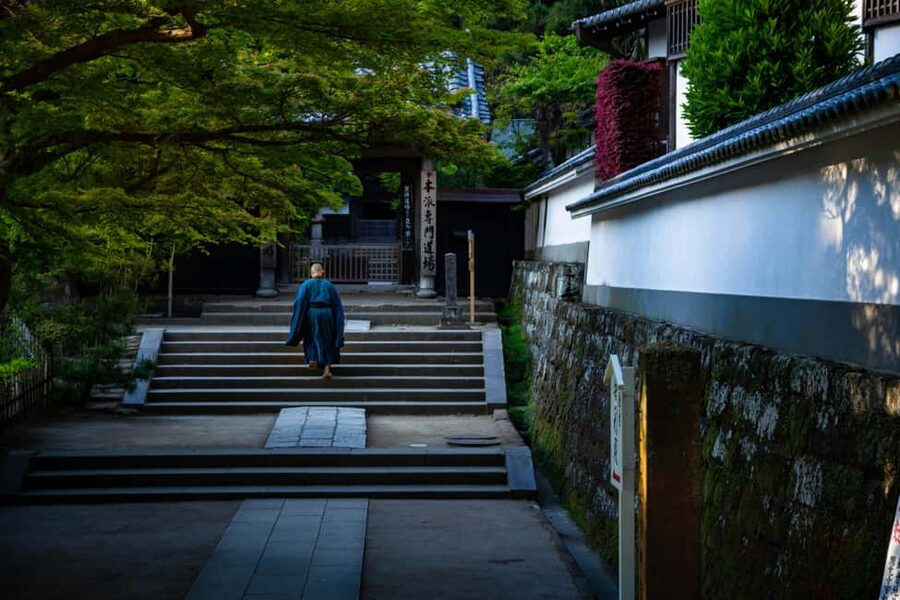 Kamakura: A Journey Through Medieval Japan - A Quick Detour to Tokei-ji’s Pilgrimage for Women