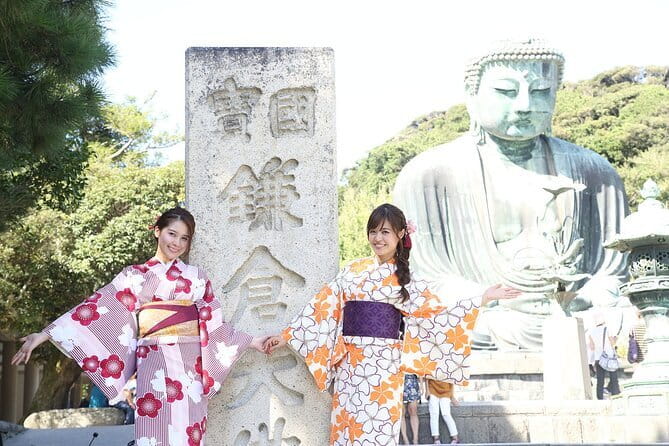 Kamakura Heritage Bike or Walk Tour with ex-Rickshaw guide - The Grave of Minamoto no Sanetomo and Hojo Masako: A Quick History Hit