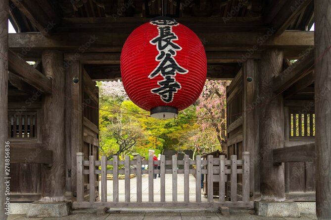 Kamakura Private Tour Great Buddha & Enoshima with English guide - Hase-dera’s Kannon Hall: Where the Ticket Extra Makes Sense